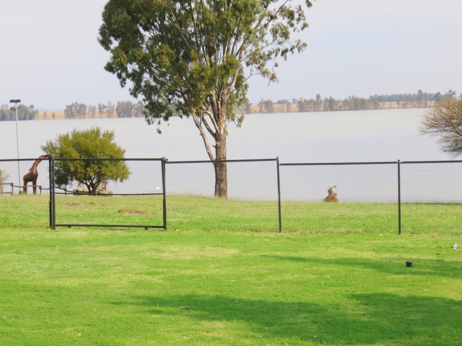 3 Bedroom Property for Sale in Oranjeville Free State